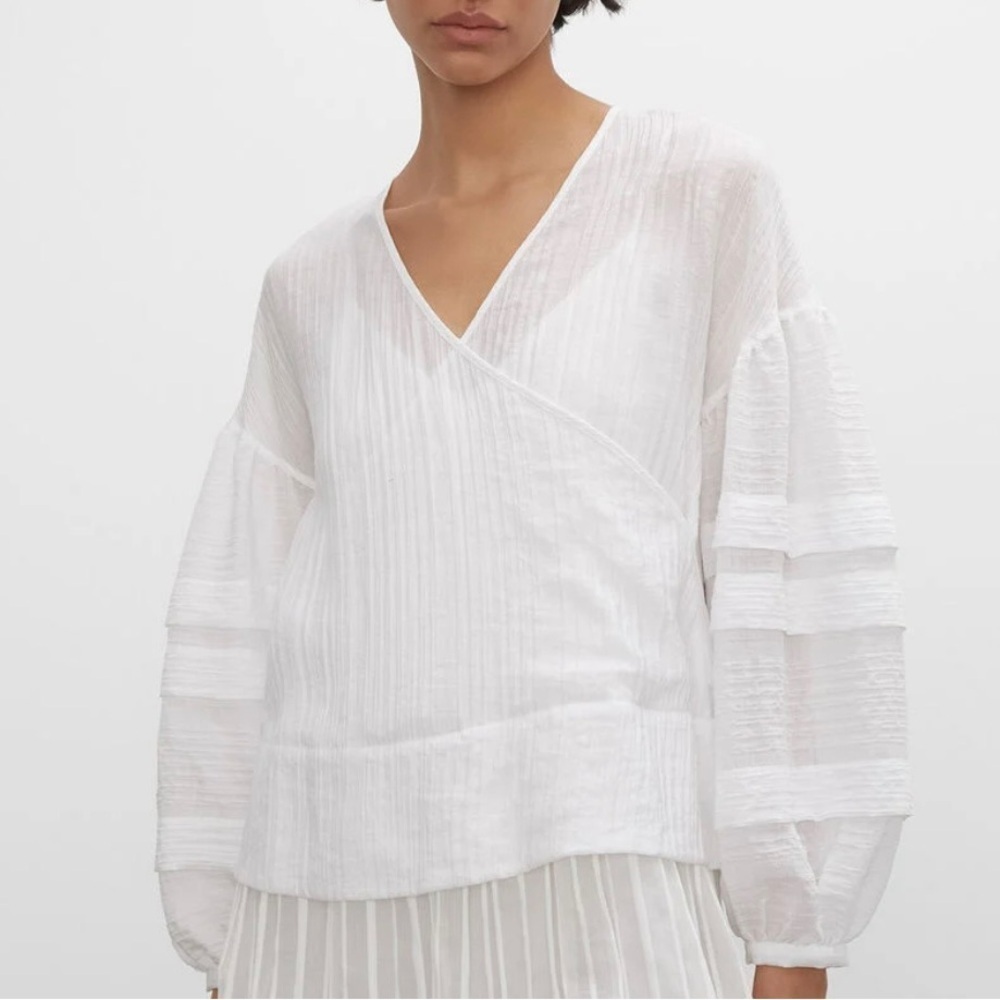 Club monaco white blouse Tuck Sleeve Wrap Top puffy sleeve size small